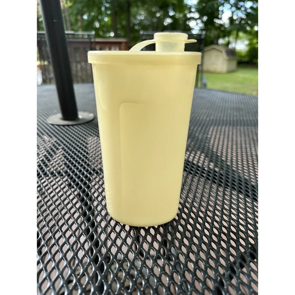 Tupperware 640 'Sweet Saver' Dripless Pour‎ Maple Honey Syrup Dispenser Vintage